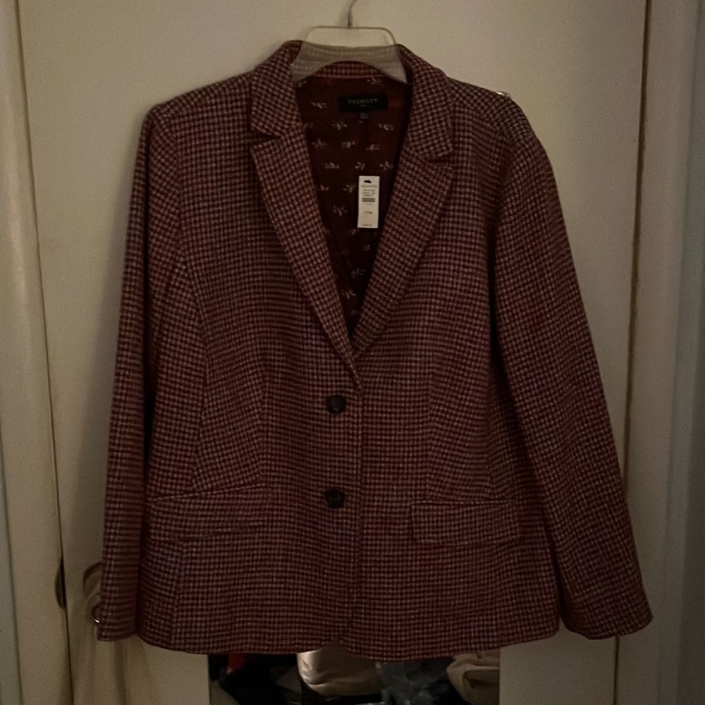 Talbots houndstooth blazer with front pockets